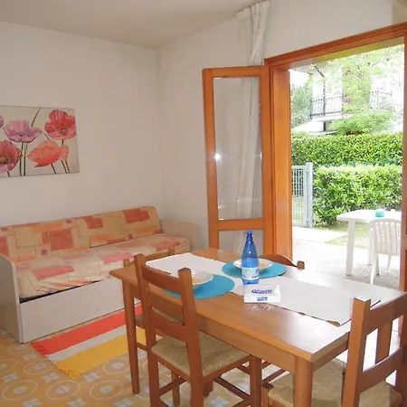 Apartamento With Garden 250 Meters From The *